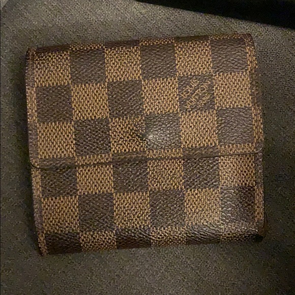 LV compact wallet - Picture 2 of 4